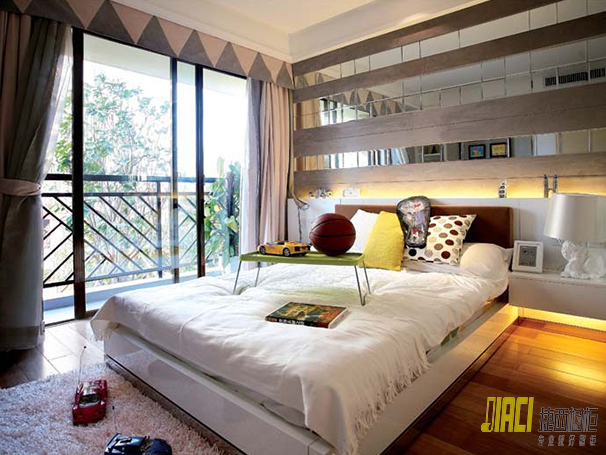 臥室很小怎么裝修？4個小技巧讓小臥室變大變寬！