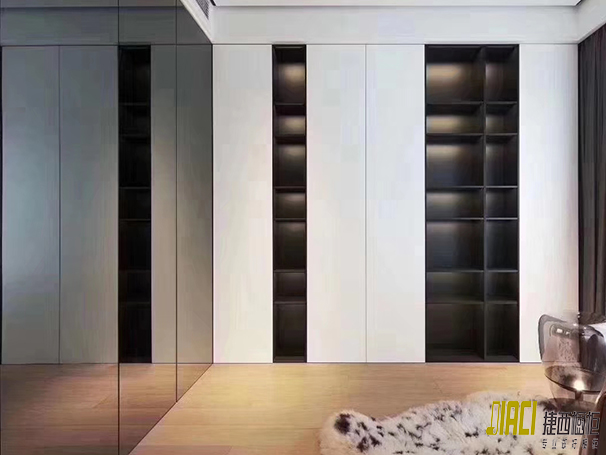 衣帽間衣柜定制，基礎的6點一定要考慮！